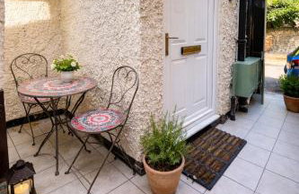 Central Cambridge Fig Tree house - Photo 17