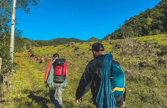 Rápel en las cascadas de Praia Grande - Foto 8