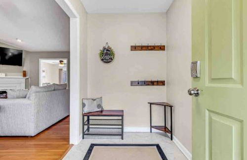 Hot Tub, K Bed, Hammock, Fire pit, Quiet & Peaceful - Foto 29