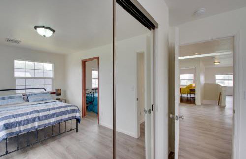 Crescent City Home with Hot Tub Half-Block to Beach - Foto 24