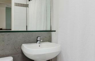 Private Penthouse w Roof Oasis - Foto 22