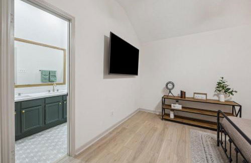 Sunny Door Escape - Entire House in Richmond TX with Cowboy Pool - Foto 3