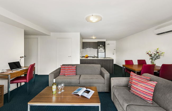 Melbourne Carlton Central Apartment Hotel - Photo 10