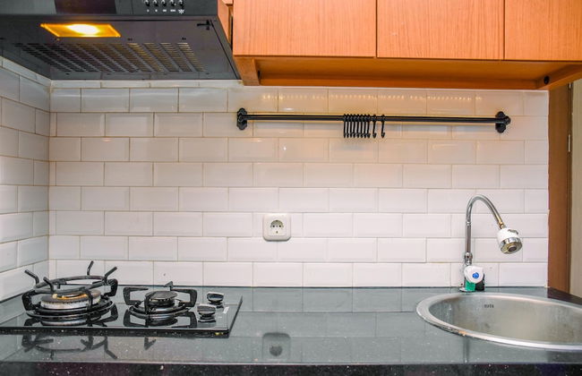 Nice and Warm 2BR at Podomoro Golf View Apartment - Foto 9