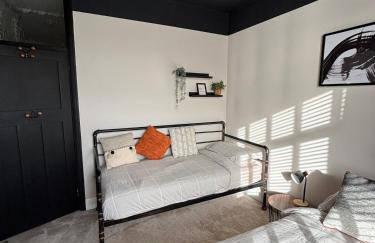 Beautiful large family home 5 bedrooms,3 bathrooms - Foto 31