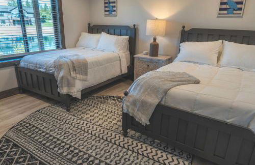 Lakeside Luxe Haven Family-Friendly Arcade - Foto 45