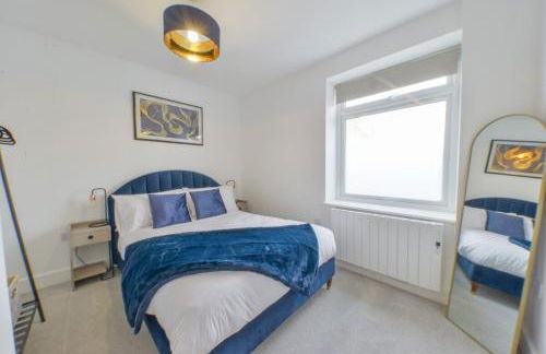 Luxury One Bedroom Apartment St Albans By Central Stays Short Lets & Serviced Accommodation With Free Parking - Photo 3