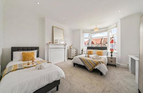 London Wembley Luxury Stay 2BR Apartment next to stadium with Free Parking - Foto 10