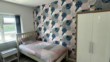 3 Bedroom House Driveway near to NEC - 6 guests - Foto 2, wardrobe