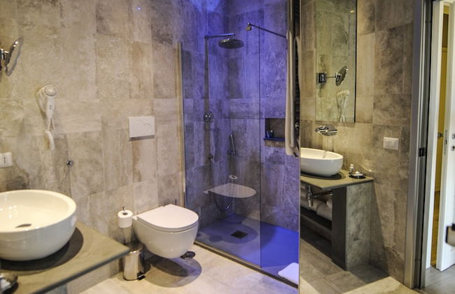 The Roman Empire Guesthouse - Foto 65