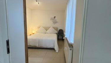 Moderne Erdgeschosswohnung und eigenem Garten für bis zu 4 Personen - Foto 4