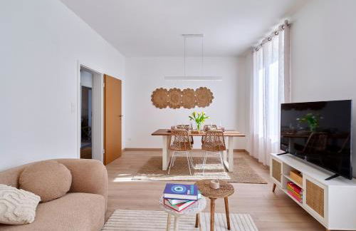 2BR Apartment near Colmar Centre - Boho Style, Hidden Room, Free Parking - Foto 15