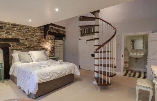 The Old Manor House - Photo 42