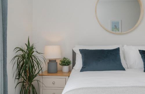 StarHost Residences - Spacious 2-bed Apartment in Newbury - Photo 9