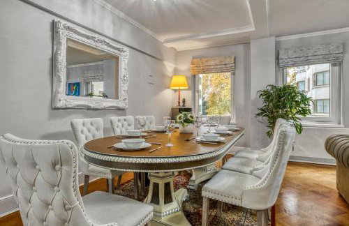 The Grande Mayfair Apartment - Photo 11