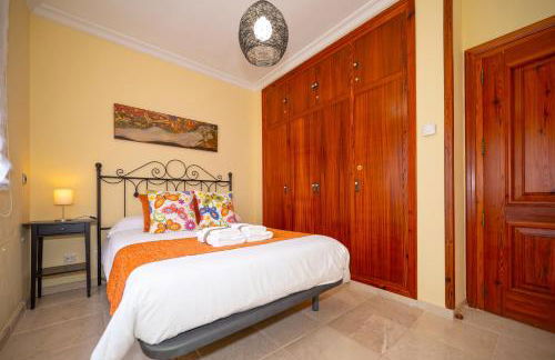 Villa with private pool and tennis court 150 metres from the sea-Villa el Olivo - Photo 43