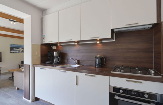 Villa in Kijkduin Near North Sea Beach - Photo 7