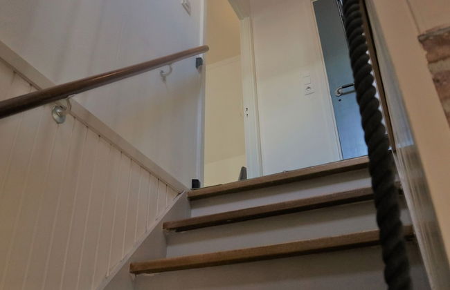 Wonderful Mansion in Giethoorn near Museum with Terrace - Photo 2