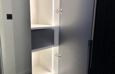 Serenity Luxe studio - Free Parking, Self check-in - Foto 30