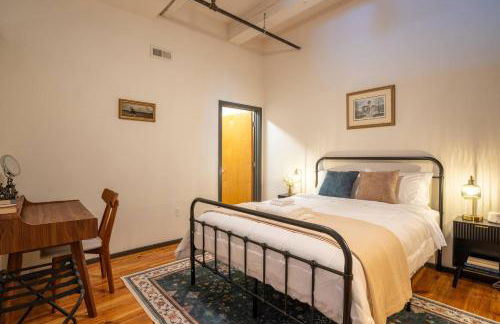 Stylish Loft | Shockoe Bottom | Walk to Canal - Foto 13