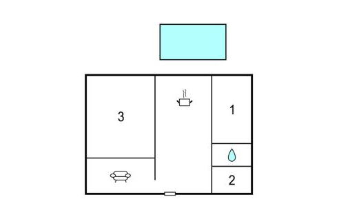 3 Bedroom Stunning Home In Coin - Photo 2