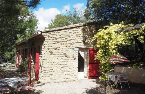 Chalet by Mont Ventoux With Stunning Views - Photo 2
