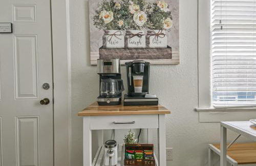 3 Unit Historic Charmer near Beach, Pier, Dining - Foto 33