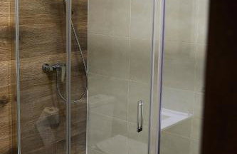 Two room two bath with a big private terrace - Photo 9