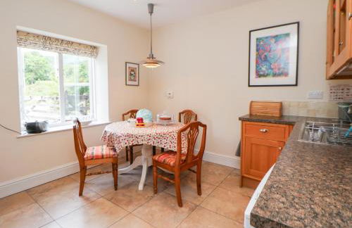 Bryn Howell Stables - Photo 9