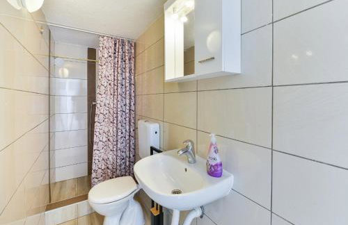 Holiday House Marina with pool - Foto 75