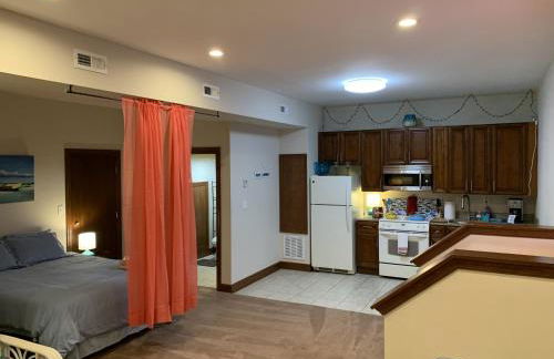 Beach Side HideAway condo - Photo 1