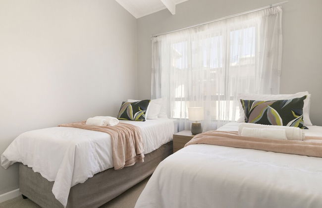 Links 2146 by HostAgents - Foto 2