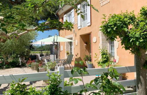 Bienvenue A CouRbieu - Foto 2