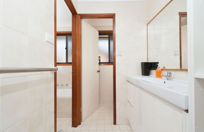 Wildflowers at Fingal Bay - Photo 11