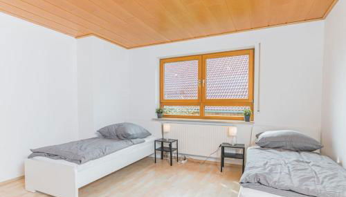 G02 große Wohnung - ideal für Teams und Monteure - Self Check-In - Foto 2, towels