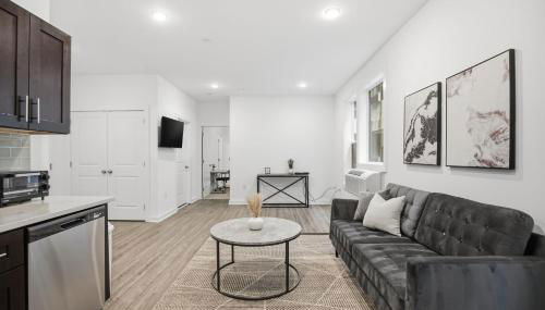 Refreshed 1BR1BA in Fairmount Square - Foto 4