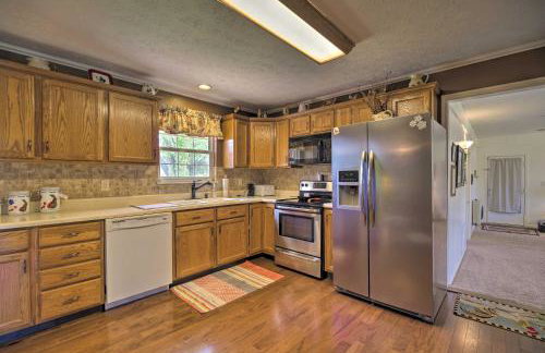 Mtn View Smokies JuJus House with Screened Porch - Photo 6