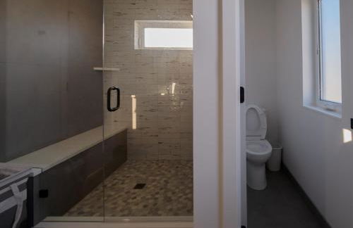 Steps to Alki Beach with Water Views Rooftop deck - Foto 25