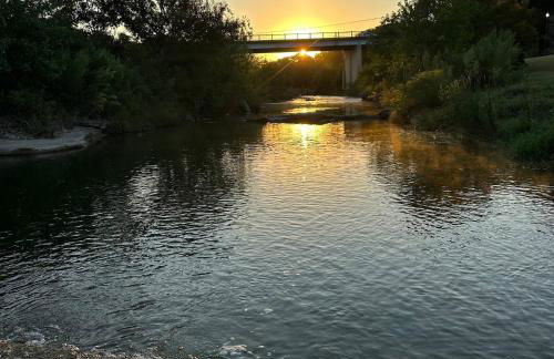 Charming new home near Canyon Lake/Guadalupe River - Photo 37