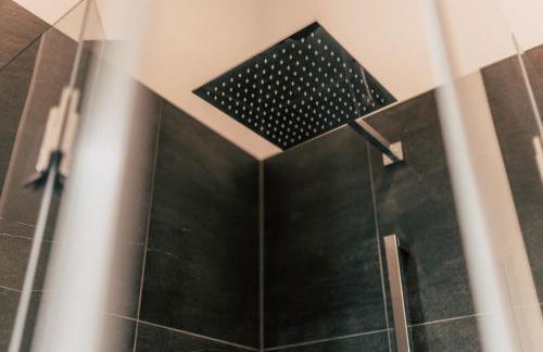 Deluxe Apartments mit Arbeitsplatz im Denkmalhaus, beste und ruhige zentrale Lage von Halle Saale WE1 - Foto 10