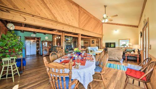 Family Home with Stunning River and Mountain View - Foto 2