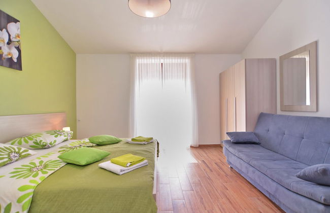 House 1384 - Photo 7