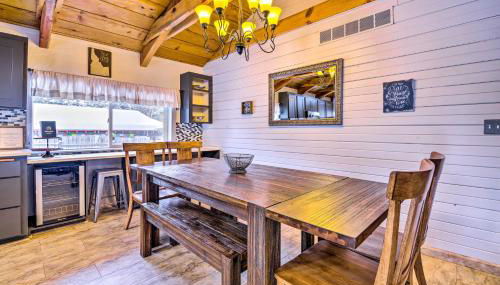 McCall Retreat with Hot Tub - half Mi to Downtown! - Foto 4