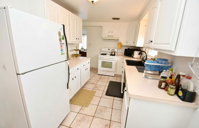 3 Bedroom 2 Bath Home Close to ND w Fire pit 1155 - Foto 8