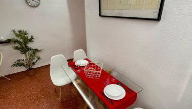 Amplio apartamento familiar con parking privado en pleno centro de Córdoba - Foto 4