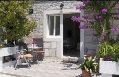 Apartments Djurdjica - Photo 4