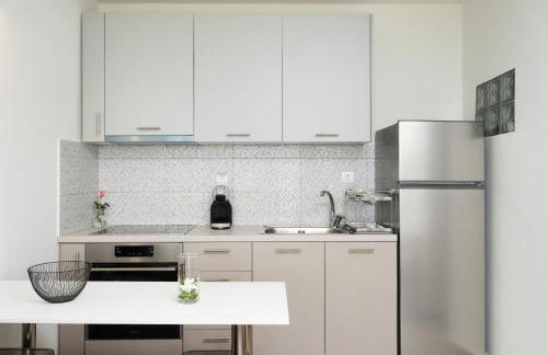 Villa Itis - Elegant Ground Floor Suite with Terrace & Great View - Foto 7