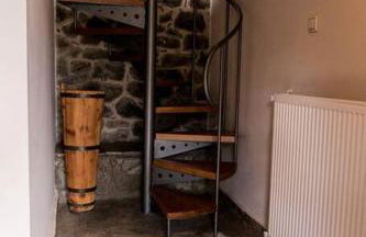 Πέτρινη κατοικία με υπέροχη θέα στο όρος Κόζιακα. - Foto 2