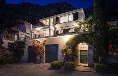 Villa Atopos with heated private pool, 5 bedrooms, Cinema room, panoramic sea views - Foto 43