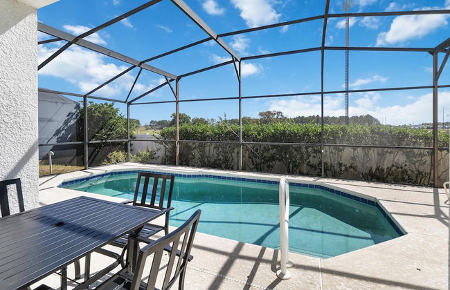 5/3 Pool Home Located in Sunset Ridge Community! - Foto 25